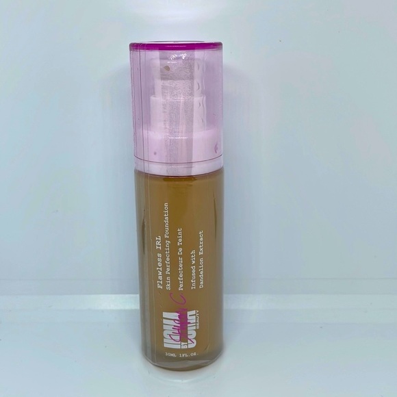 Uoma Beauty Other - Uoma by Sharon C Flawless IRL Skin Perfecting Foundation - Honey Honey T2